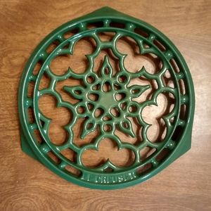 Le Creuset Vintage Trivet Dark Green 9" Few minor scuffs 💝 Mother's Day Gift 🎁